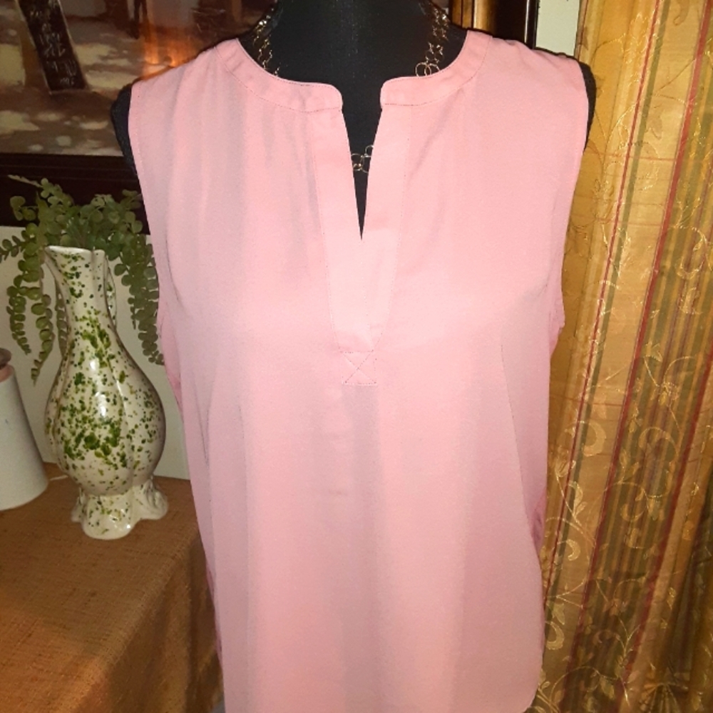 NWT LOFT Outlet Pink Blouse Size Medium